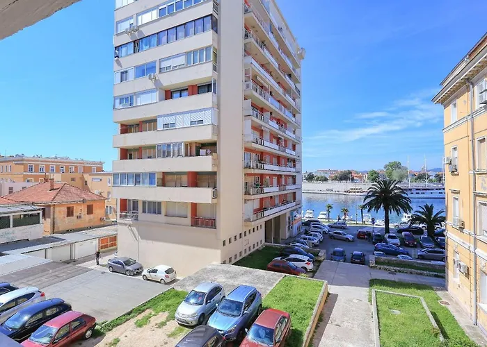 Rita Sea View Apartman *